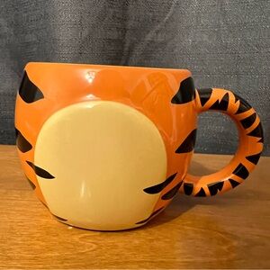Disney Store 3D Tigger Striped Round Body Coffee Mug